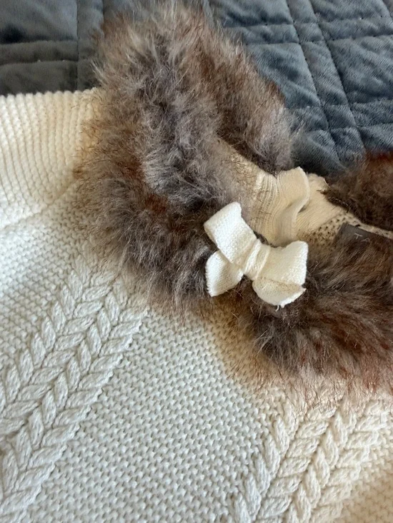 Tahari Cream Knit Dress with Brown Fur-Trim Collar - Picture 4 of 4